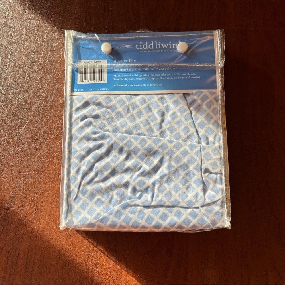 Tiddliwinks Diamond Pattern Dust Ruffle Blue White - Picture 3 of 12